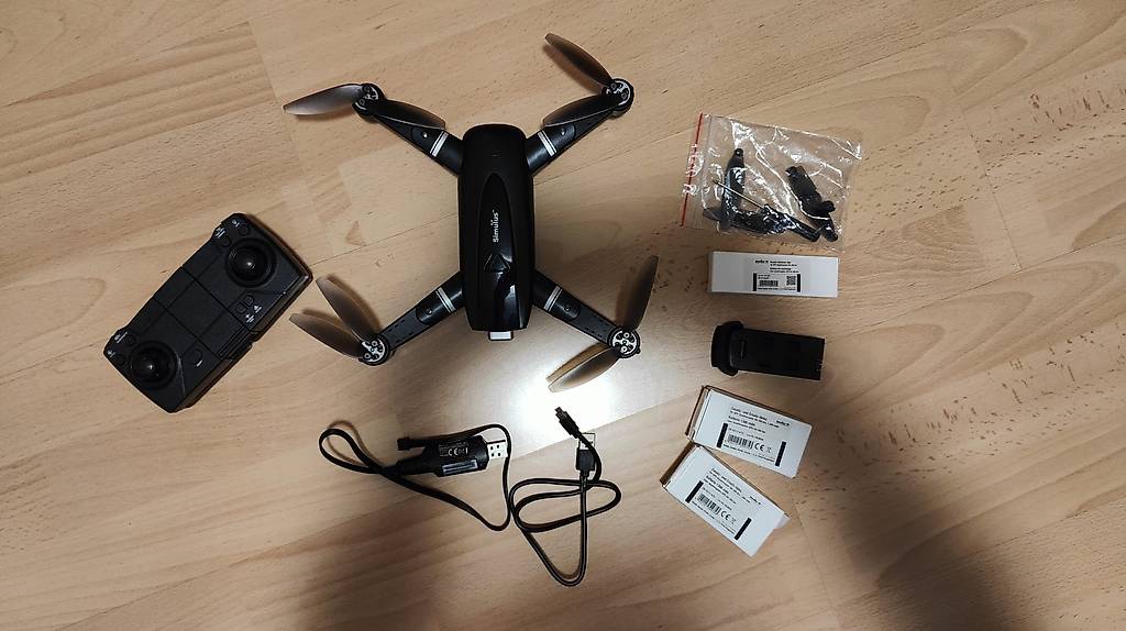 ドローン Simulus Drohne / Quadrocopter ZX-5216-675 im Kanton Luzern - tutti.ch