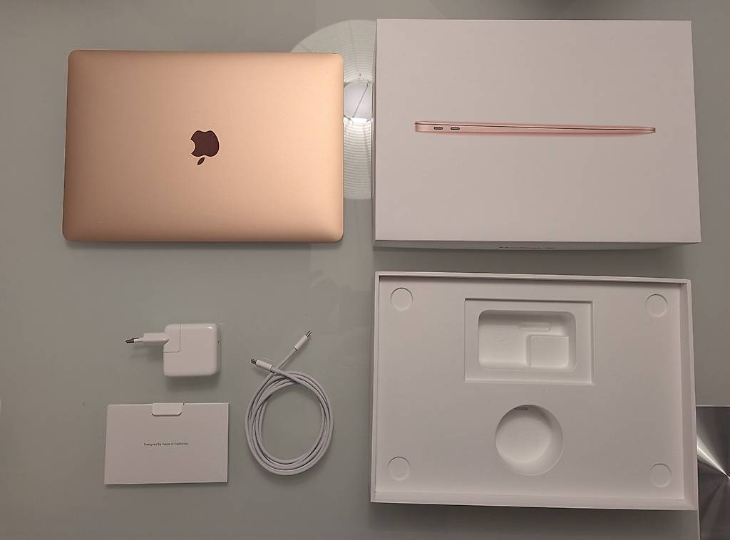 MacBook Air M1 2020 - 16GB RAM, 256GB, Rosegold im Kanton Zürich