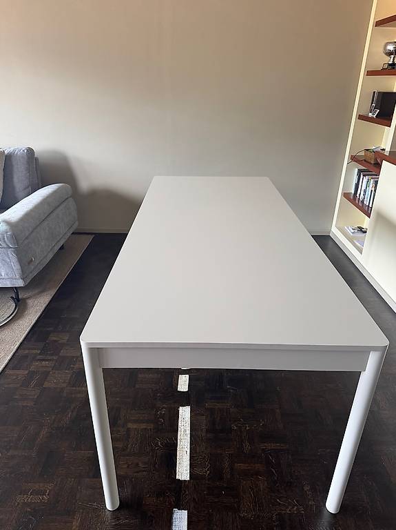 Tavolo Tonstad Ikea 200x85 come nuovo, usato un mese Cantone