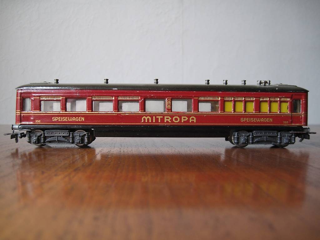 Voiture Marklin HO de train miniature éclairé (Neuf (Voir description