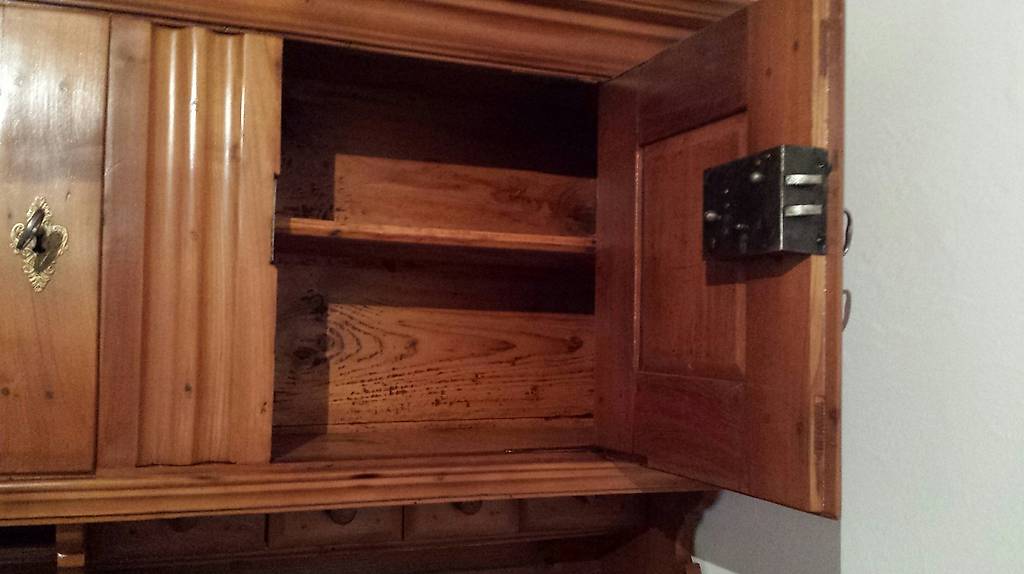 Antikes Buffet in Zürich kaufen - tutti.ch