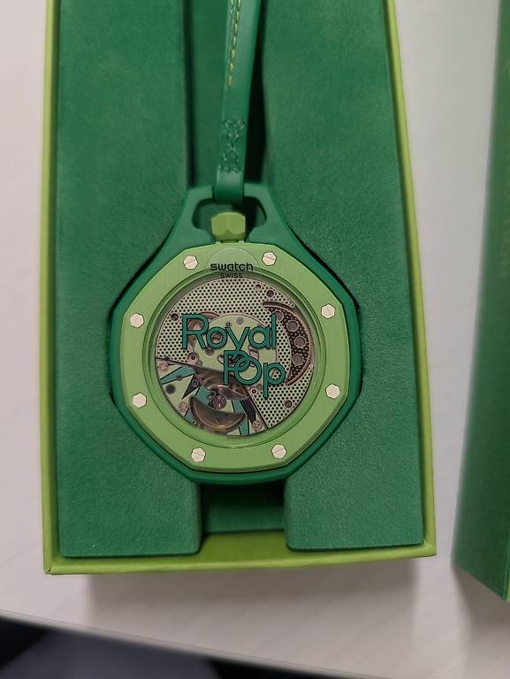Royal Pop Swatch x Audemars Piguet GREEN EIGHT NEW 2J Garant im