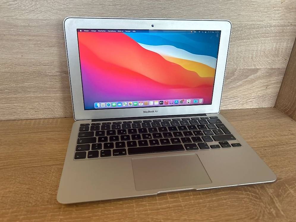 Apple MacBook Air 11