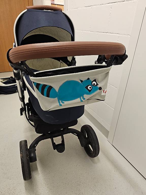 Kinderwagen Bonavi Navy Blue im Kanton Bern - tutti.ch