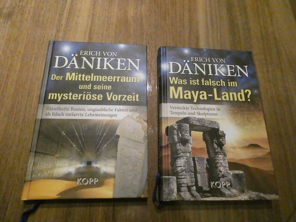 Erich von Däniken grosse Sammlung von 32 Bücher und 1