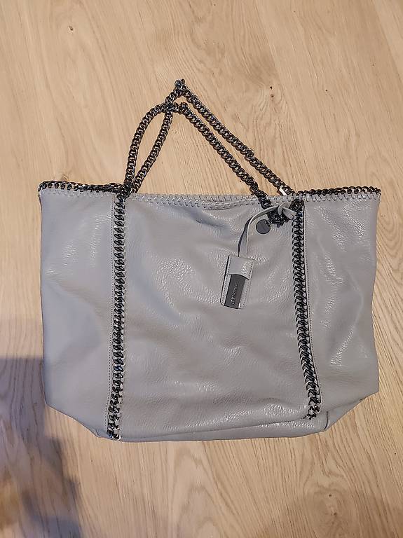 Hallhuber Shopper mit Staubbeutel im Kanton Solothurn