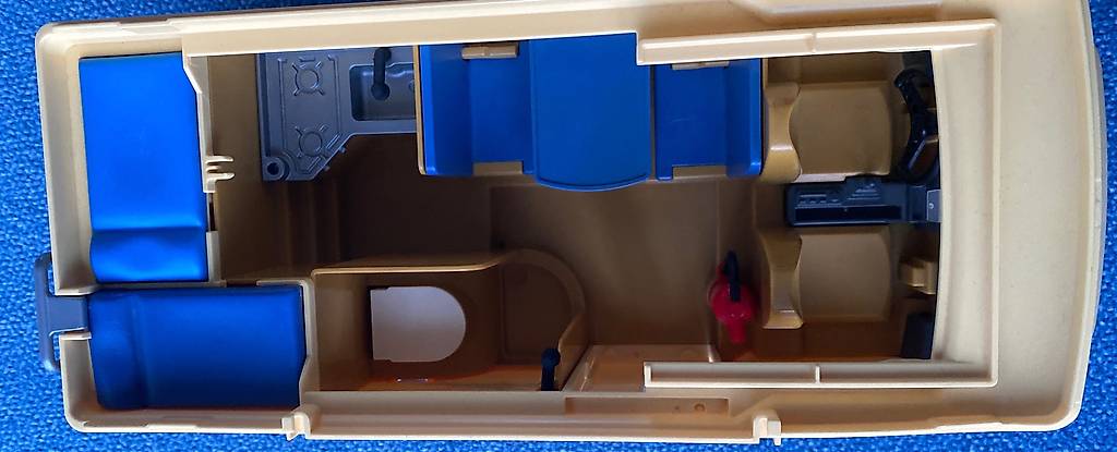 PLAYMOBIL 3647 Family-Wohnmobil – Spielzeug-Camper Mit Zubehör, Für Kinder Ab 4 Jahren