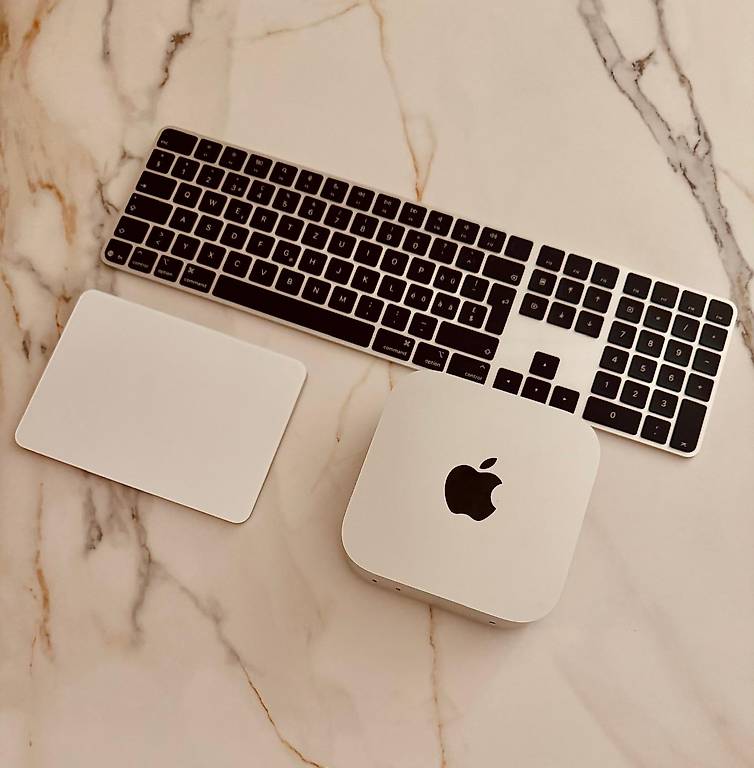 Apple Mac Mini, Magic Keyboard, Magic Trackpad, Neuwertig! im