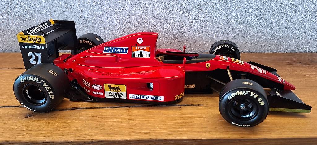 Ferrari 643 Alain Prost F1 1991 Rosso WRX Corporation 1:8 Cantone