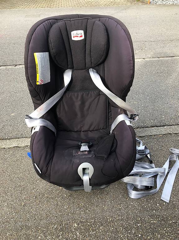 Kindersitz Britax Romer Semi Universal 9 25 kg im Kanton St. Gallen tutti.ch