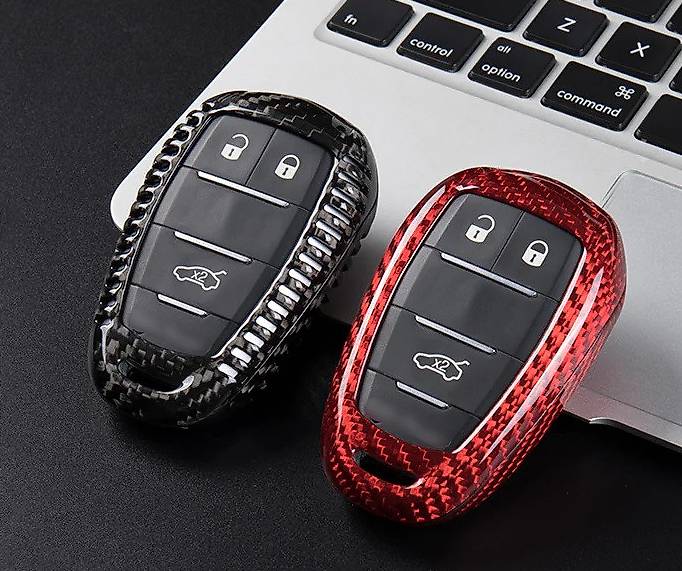 NICKAL Coque Clé Fibre De Carbone 3D Pour Alfa Romeo Giulia Stelvio – Porte-Clés Protection Luxe, Design Trèfle à 4 Feuilles