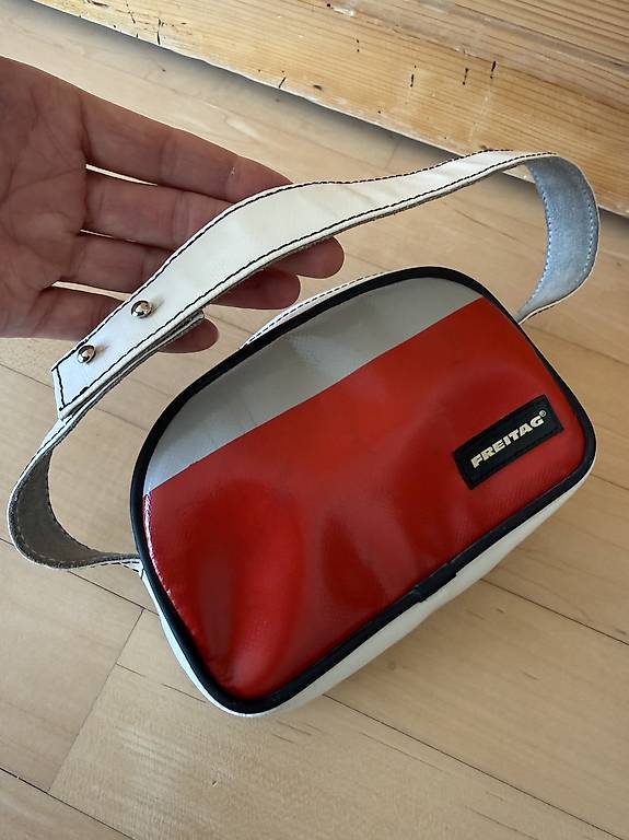 Freitag Kelly Bag Mini Tasche im Kanton Zürich - tutti.ch