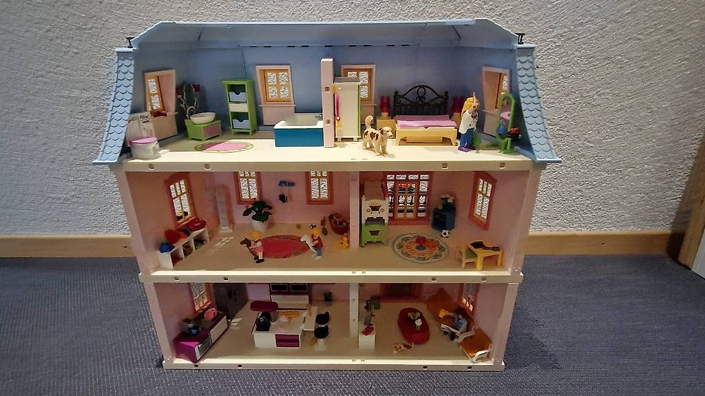 Playmobil Romantisches outlets Puppenhaus 5303 vollständig