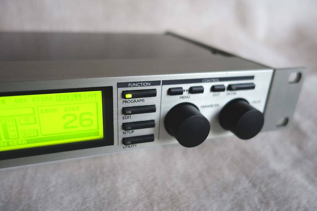 t.c.electronic TC1140 パラメトリックイコライザー 【公式通販】