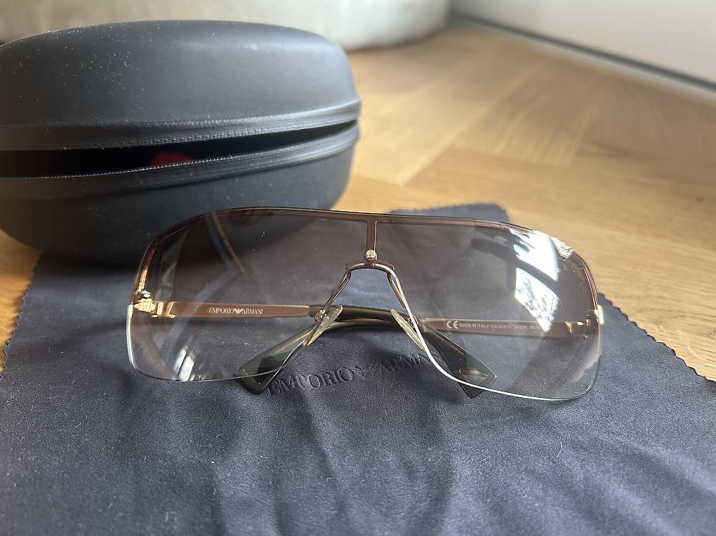 Wunderschöne Armani deals Sonnenbrille