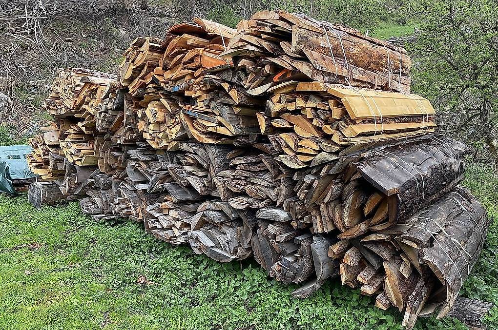 Schwartenbund / Brennholz im Kanton Graubünden tutti.ch