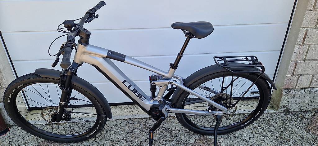 CUBE e bike Fully mit Schutzblech und Gepcktrger 671 Km im Kanton Glarus  - tutti.ch