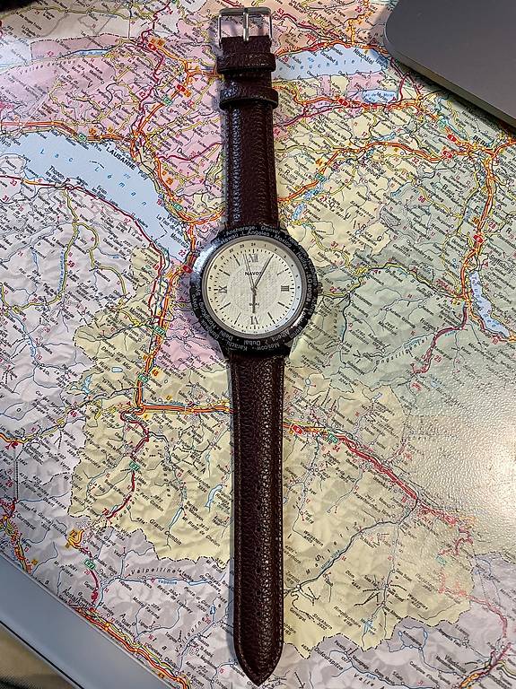 NAVOX Herren Armbanduhr World Time Quartz läuft im Kanton Zürich