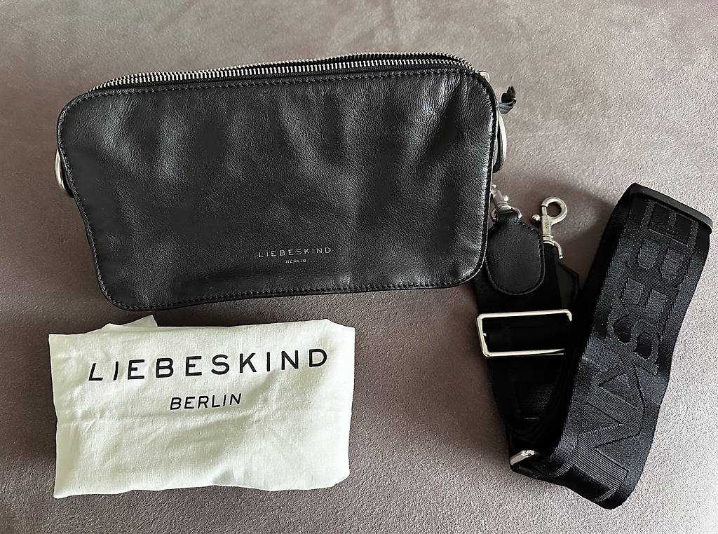 Liebeskind Crossbody Clarice M im Kanton Schwyz
