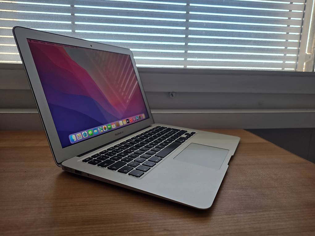 Apple MacBook Air 13