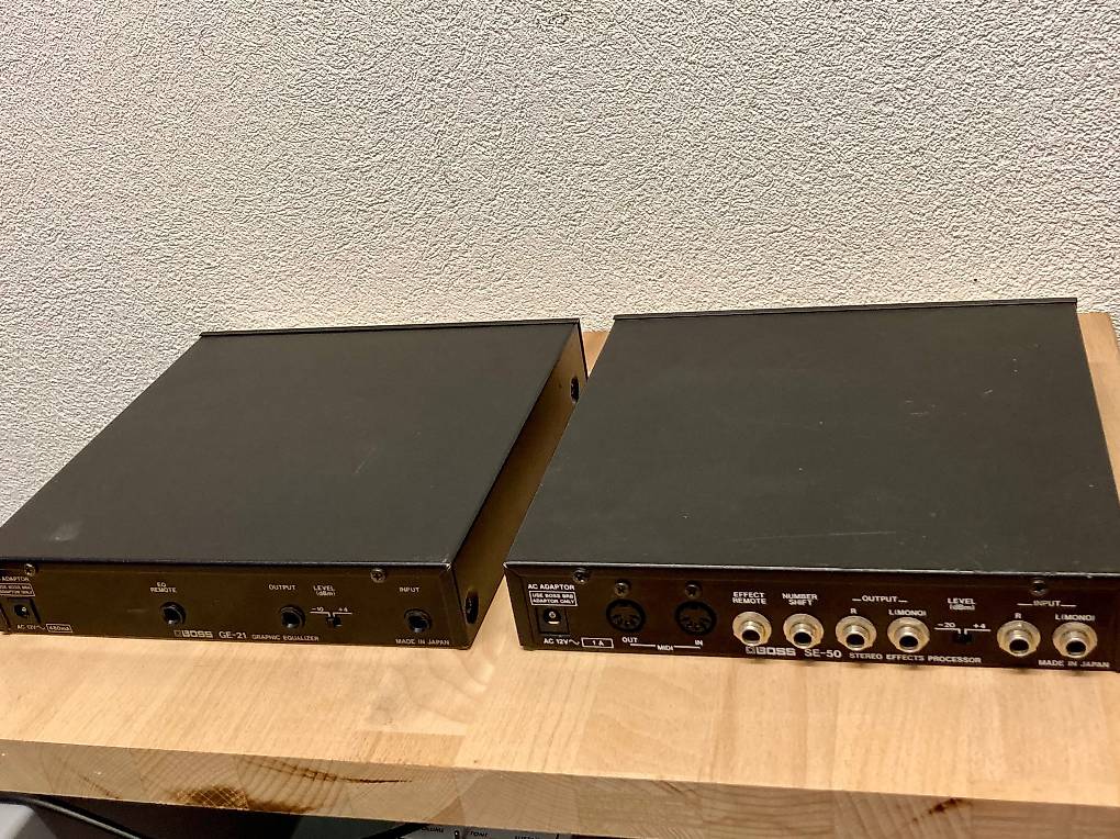 BOSS PRO EH-50、CL-50、GE-21、NS-50 Boss Pro SE-50 Multieffektprocessor & GE-21 Equalizer Cantone