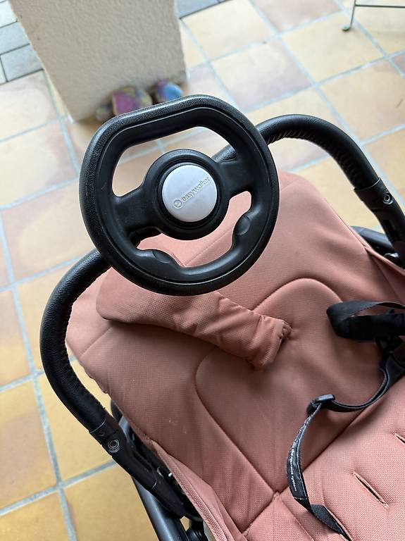 Easywalker Buggy in rostrot mit Steuerrad im Kanton Zrich - tutti.ch