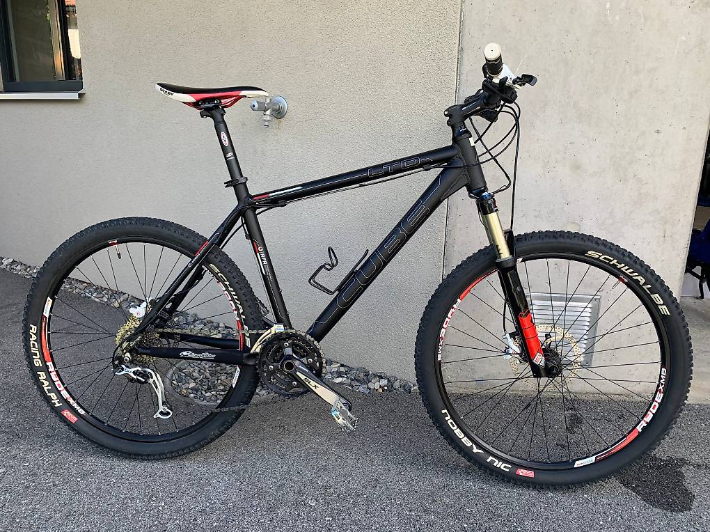 MTB Cube LTD 20" schwarz im Kanton Graubünden