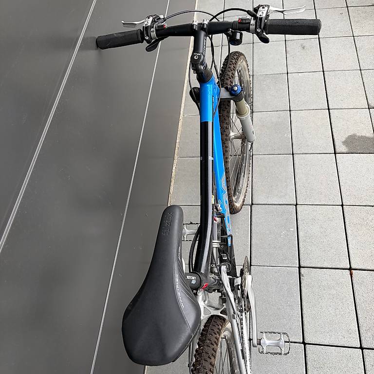 Kona Kikapu Fully MTB Fox 26