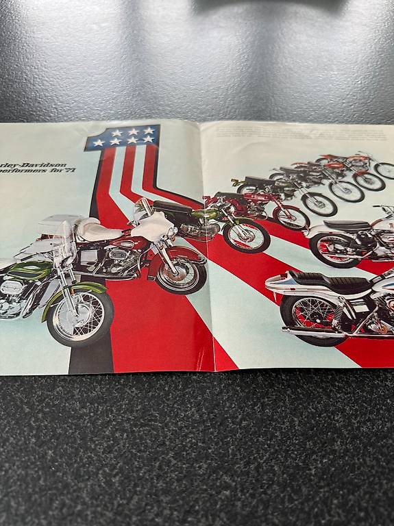 Original Harley Davidson Prospekt, Katalog von 1971 im Kanton Zürich