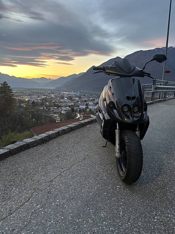 Phantom F12r Tuning Phantom Malaguti F12 Tuning Phantom F12 Colori