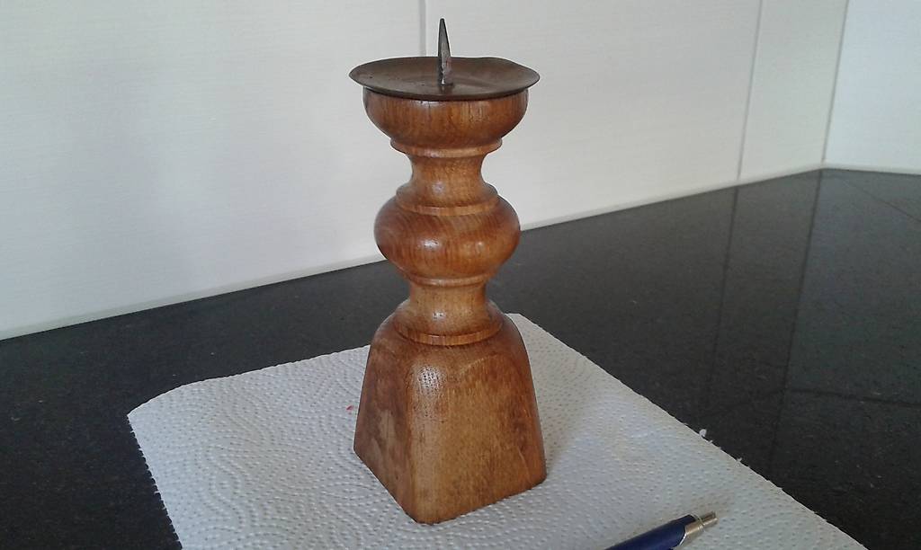 Kerzenständer aus Holz gedrechselt in Basel kaufen - tutti.ch