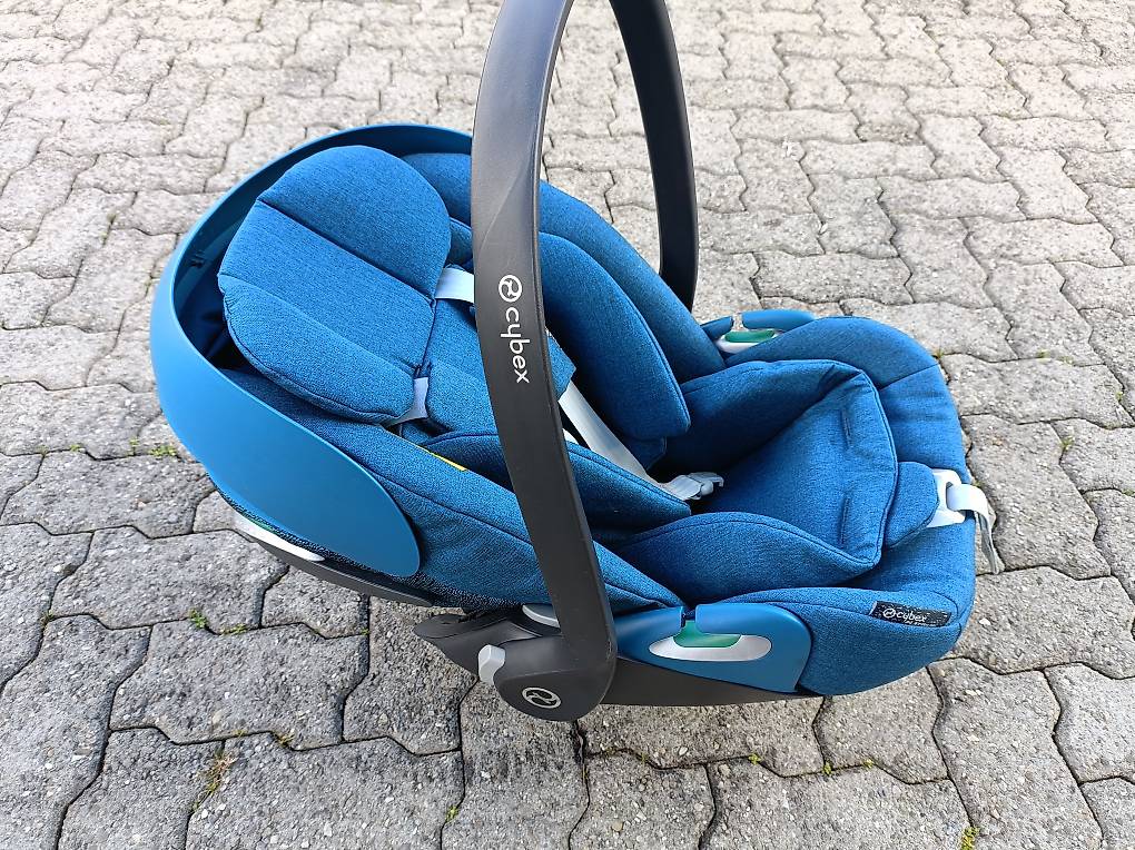 Maxi cosi cybex platinum hotsell