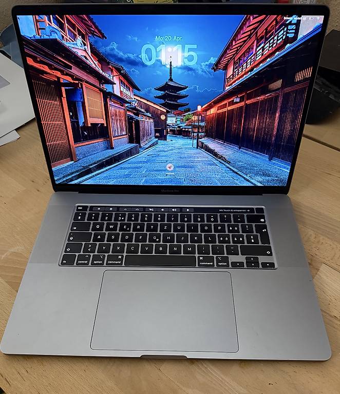 Macbook pro 16