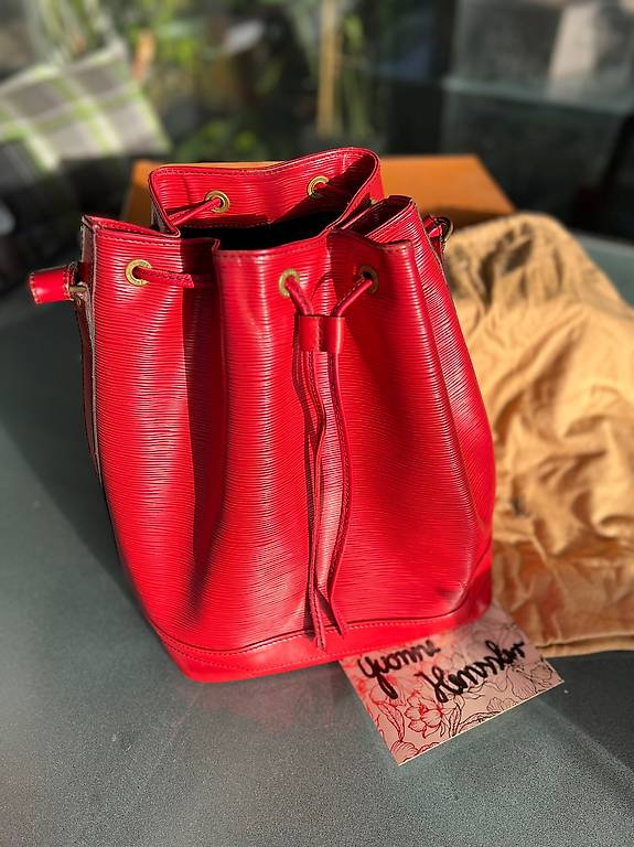 LOUIS VUITTON Tasche SAC 2024 NOÉ PETIT EPI ROUGE rot Beutel