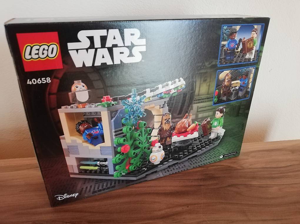 Lego Star Wars Millennium Falcon Weihnachtsdiorama Im Kanton