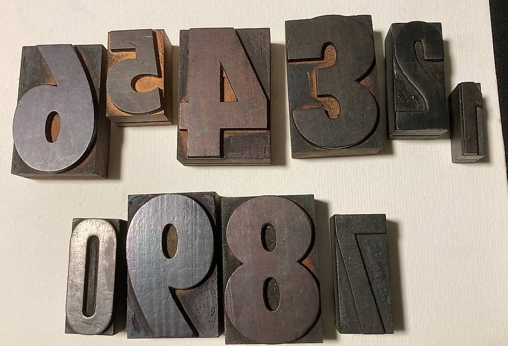 Tobar 23062 Timbri In Legno Con Lettere E Simboli, Set Per Bambini 5+ Con Cuscinetto Inchiostro