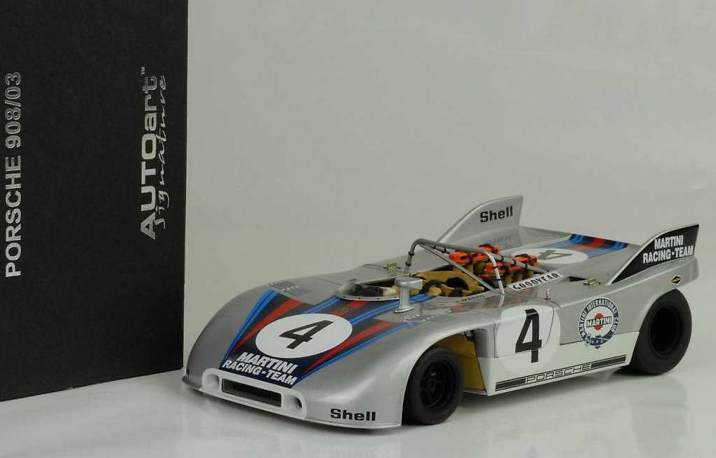 PORSCHE 908 Martini Racing Dr.Helmut Marko Autoart 1:18 im Kanton