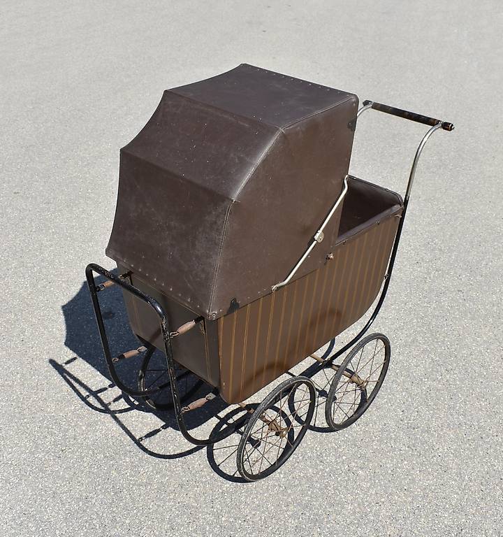 Wisa Gloria Kinderwagen Um 1927 Designklassiker Im Kanton Waadt Tutti Ch