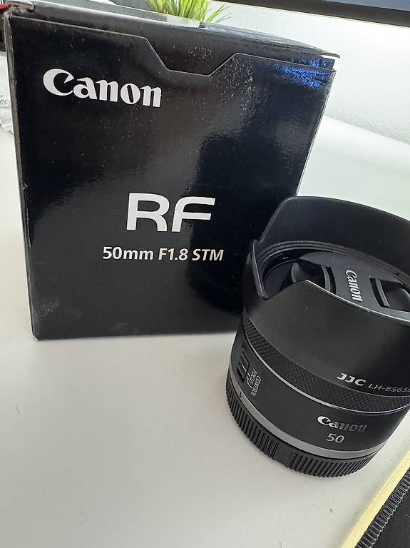 Canon RF50mm f1.8 STM im Kanton Zürich - tutti.ch