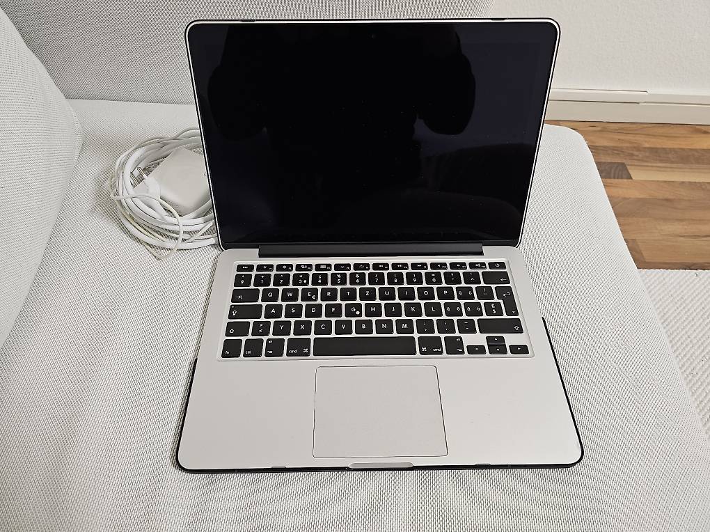 Macbook Pro Retina 13 Zoll Anfang 2015 Akku www.tutti.ch