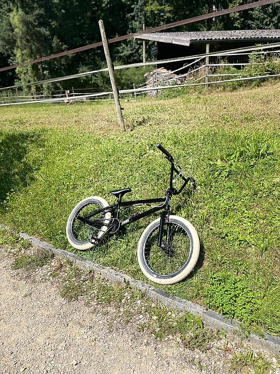 BMX SIBMX Düvel Adulte – 20 Pouces, Cadre Intégré, Frein U Odyssey, Rotor, Manivelle CrMo 3 Pièces, Bleu