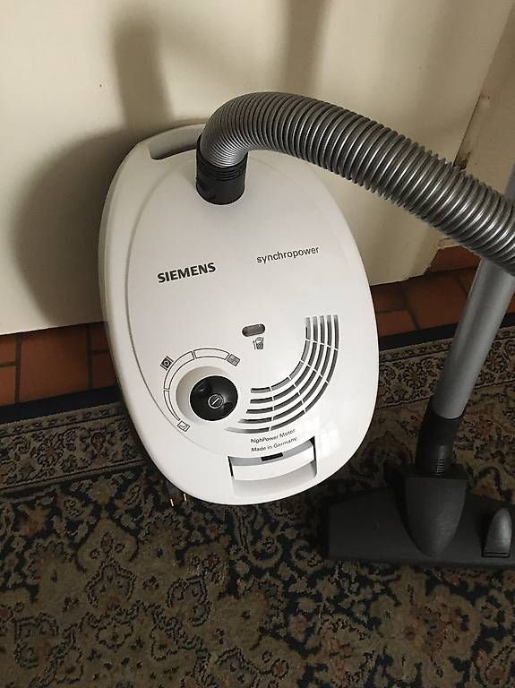 Staubsaugerbeutel Siemens Synchropower Power Edition 2500 Watt Staubsauger Siemens synchropower im Kanton Basel-Landschaft - tutti.ch