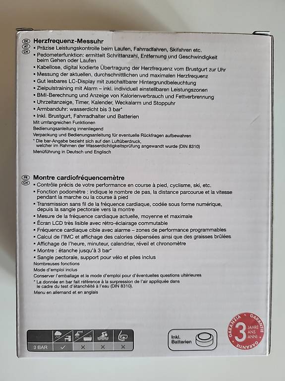 Herzfrequenz Messuhr m Brustgurt und Velohalterung im Kanton - Main Image