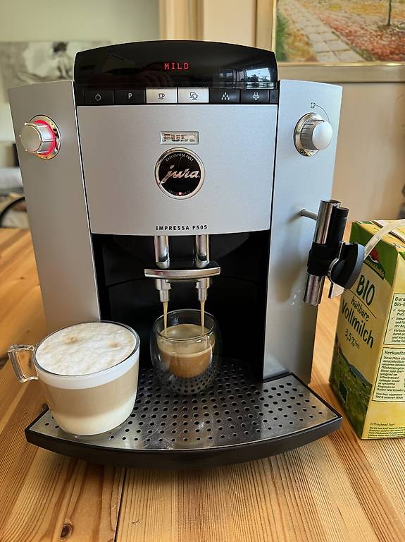 Jura IMPRESSA F505 Kaffeemaschine im Kanton Aargau tutti.ch