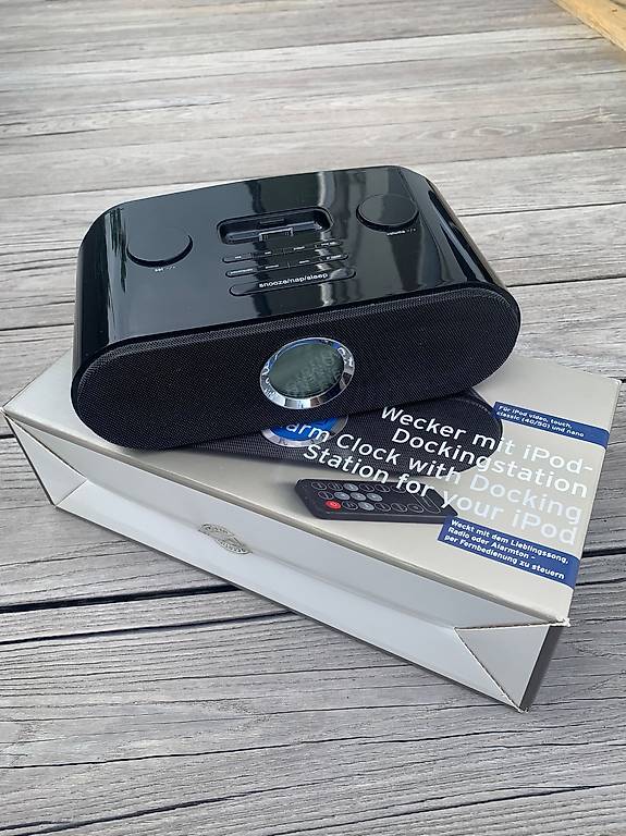 Tchibo Radiowecker mit iPod Dockingstation im Kanton Solothurn