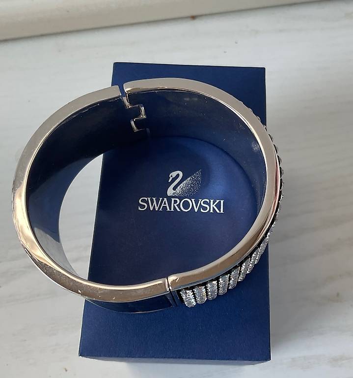 Wunderschne Armreif Von Swarovski Bild