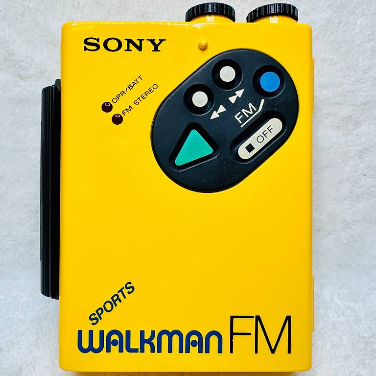 しん　SONY SPORTS WALKMAN WM-F5 イエロー SONY SPORTS WALKMAN WM-F5 ウォークマン イエロー SONY SPORTS