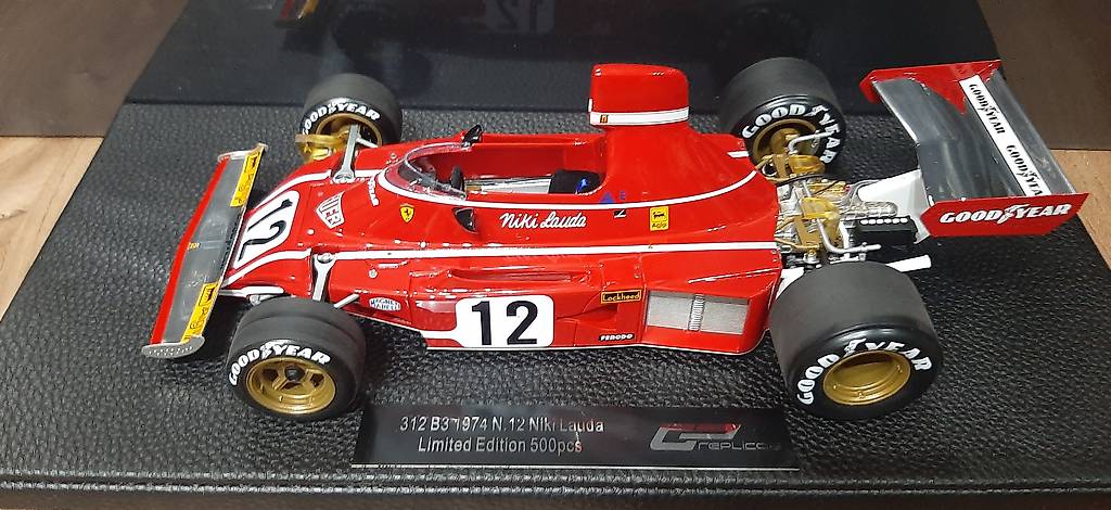 Ferrari 312B3 Niki Lauda F1 1974 GP Replicas 1:18 im Kanton St