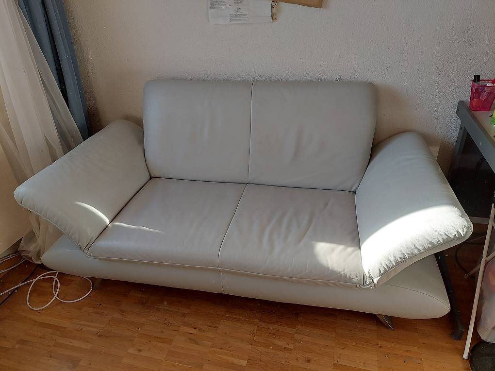 Tara Leder sold Couch