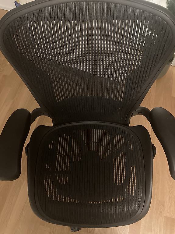 Wunderschöner Herman Miller Aeron Chair Grösse B Bürostuhl im Kanton